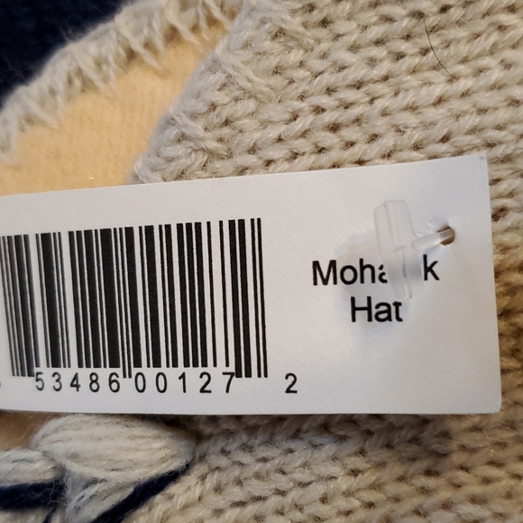 Cute Mohawk hat - Picture 4 of 4